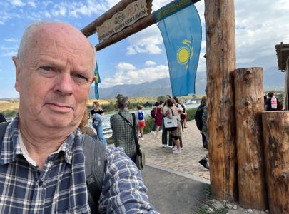 Morten Jentoft På Gårsbesøk Utenfor Alamty Kasakhstan
