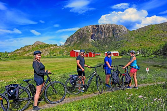 Sykkeltur langs Helgelandskysten med Temareiser Fredrikstad