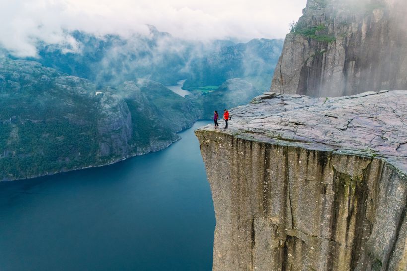 Seilas i vestlandsfjordene med Hurtigruten og Temareiser Fredrikstad