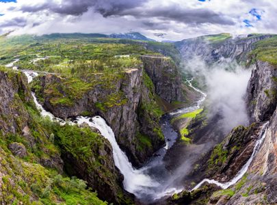 Seilas i vestlandsfjordene med Hurtigruten og Temareiser Fredrikstad