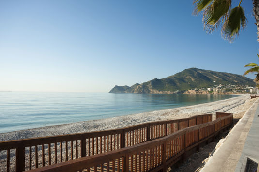 Vandreturer på Spanias solkyst med Temareiser Fredrikstad, Seniordans i Spania fra Oslo, Seniordans på Albir Playa Hotel